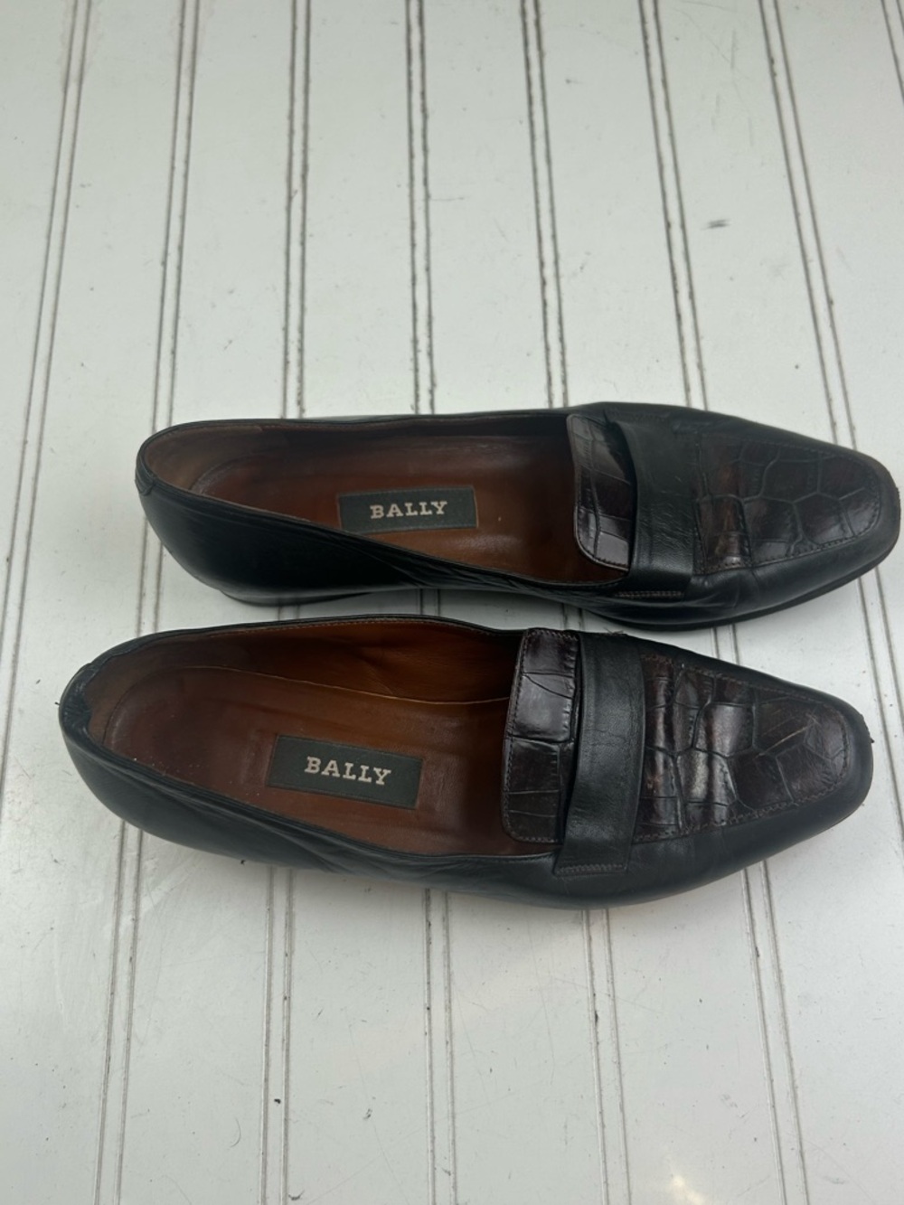 Bally Vintage Leather Croc Embossed Brown Slip On Dress Loafers Menโs Size 6.5 - Picture 2 of 13